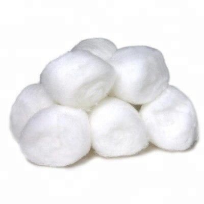 High Profile Surgical Medical Cotton Balls , Soft Absorbent Cotton Balls 25MM